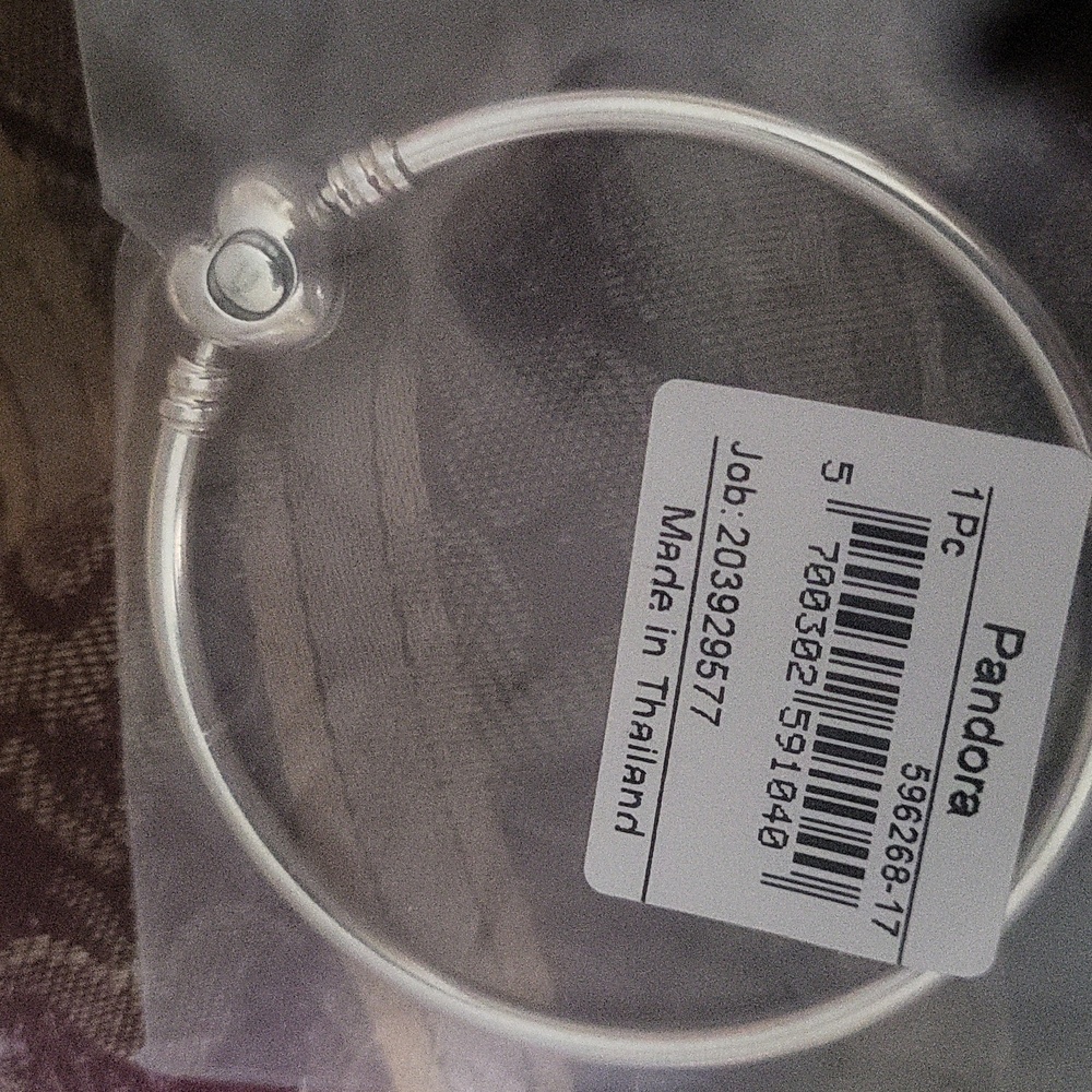 Pandora 925 Heart bracelet small wrist like mine new boxed 📦 add a charm bundle - Picture 1 of 3